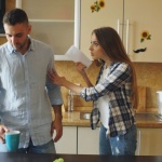 Zdrada w związku: wybaczyć czy odejść? Przewodnik po trudnej decyzji