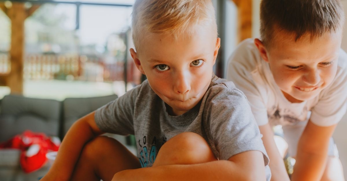 Gdy emocje biorą górę: sprawdzone sposoby na dziecięcą histerię bez krzyku